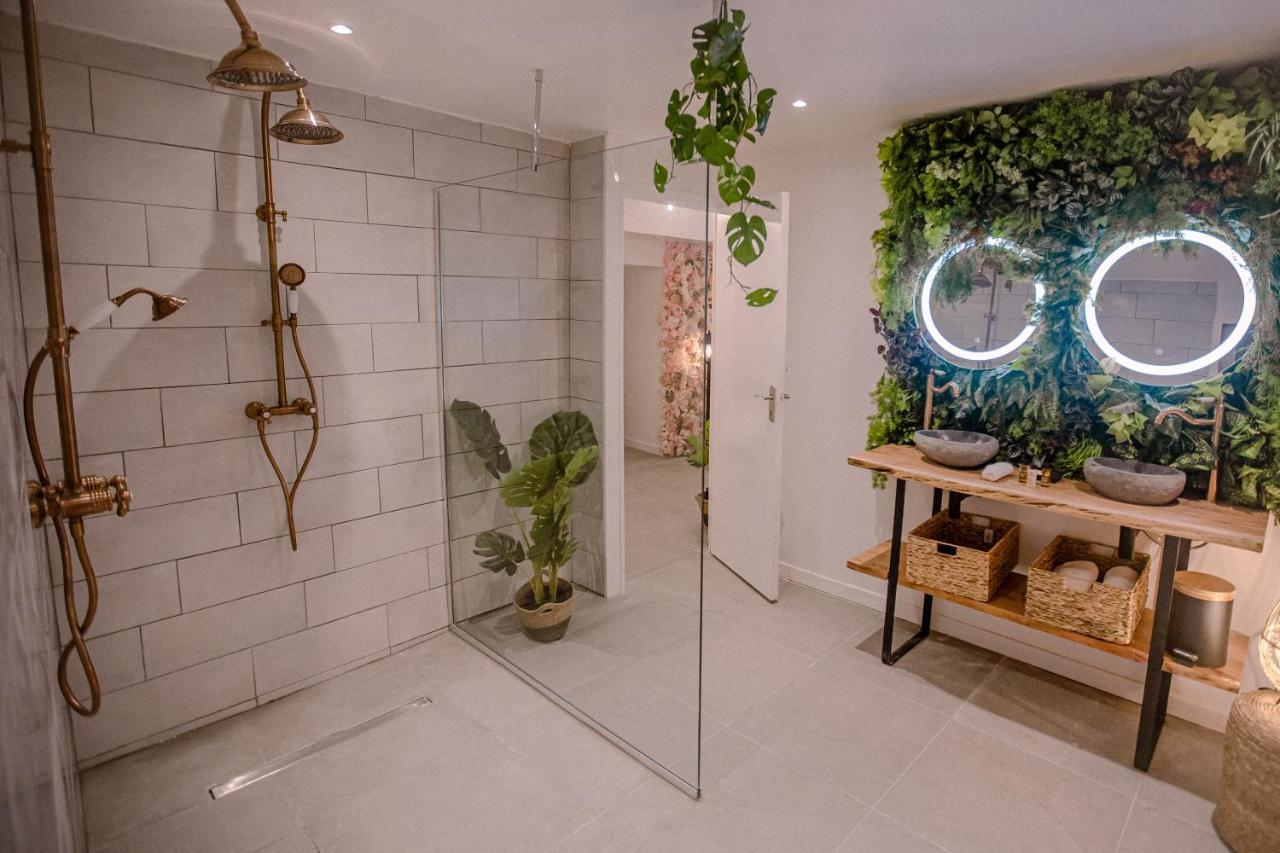 Romantique Avec Jacuzzi - Hypercentre, Comedie Apartment